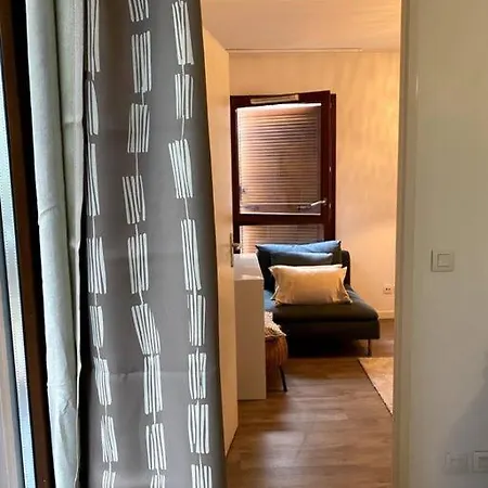Charming Flat With Easy Access To Paris *
